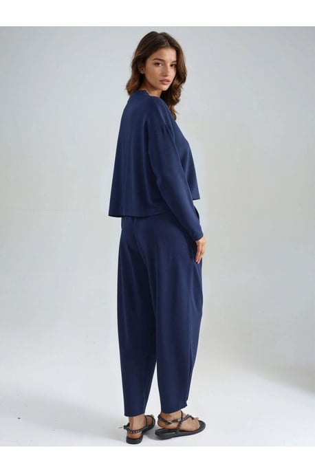 Lady Berşan Conjunto coordinado de dos piezas para mujer - Image 4