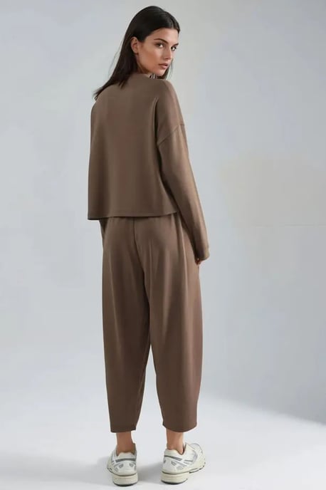 Lady Berşan Conjunto coordinado de dos piezas para mujer - Image 4