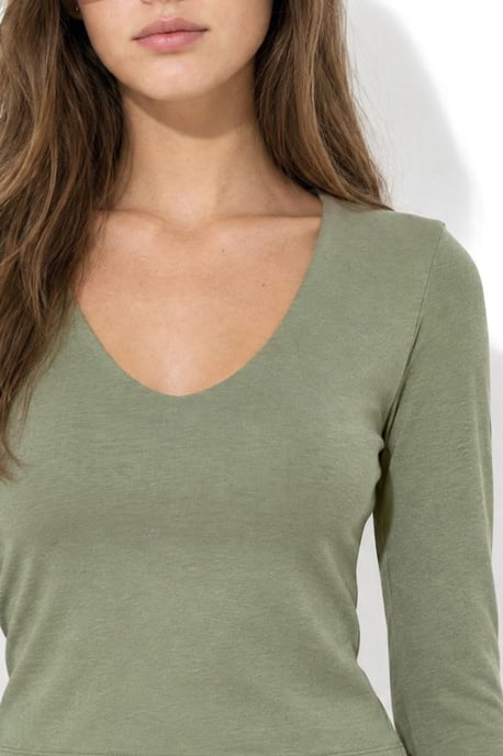 Blusa de mujer de modal y algodón - Image 4