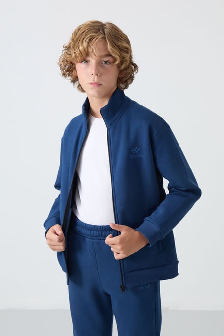 Conjunto deportivo juvenil - Image 2