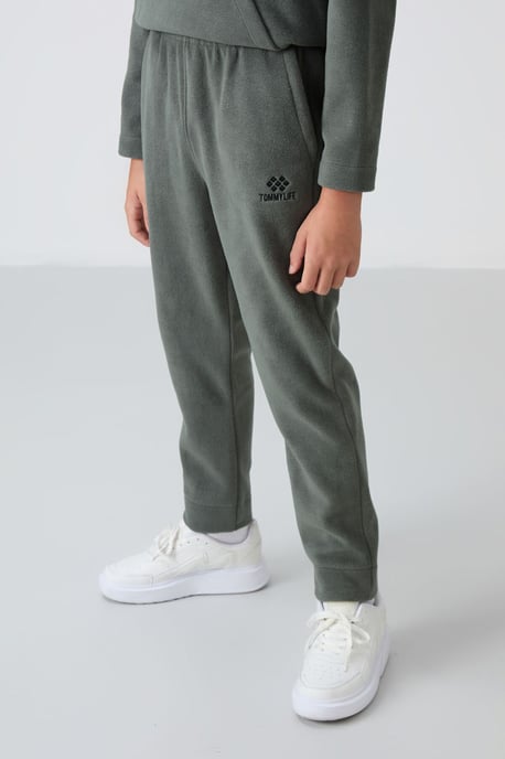 Conjunto deportivo juvenil - Image 4