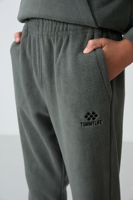 Conjunto deportivo juvenil - Image 6
