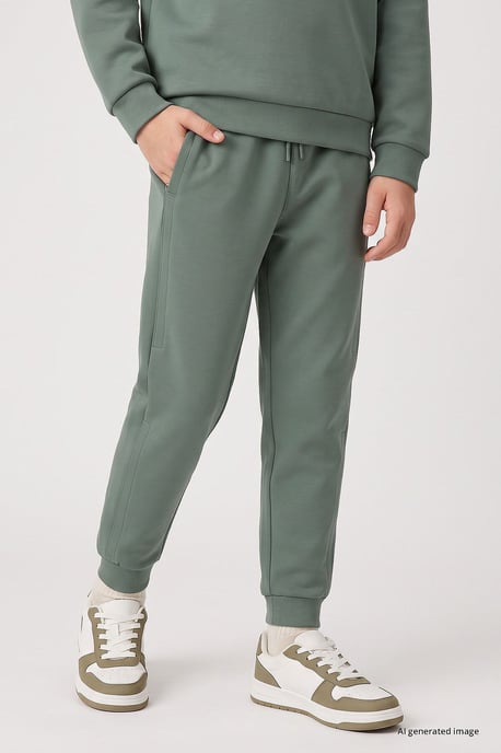 Conjunto deportivo juvenil - Image 4