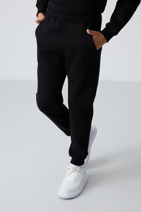 Tommy Life conjunto deportivo juvenil - Image 3