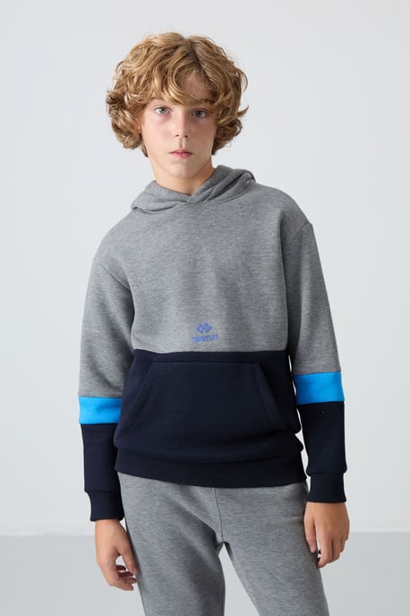 Conjunto deportivo juvenil - Image 4