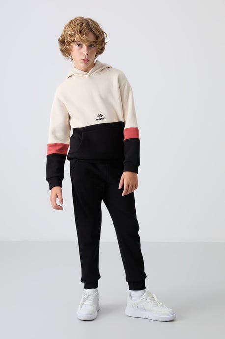 Conjunto deportivo juvenil - Image 2