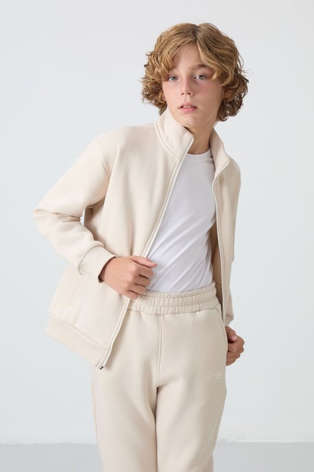 Conjunto deportivo juvenil - Image 2
