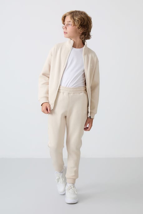 Conjunto deportivo juvenil - Image 3