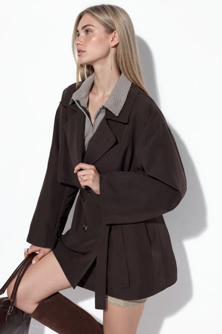 Gabardina cruzada con cinturón - Image 2