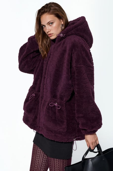 Chaqueta oversize con capucha y textura - Image 2
