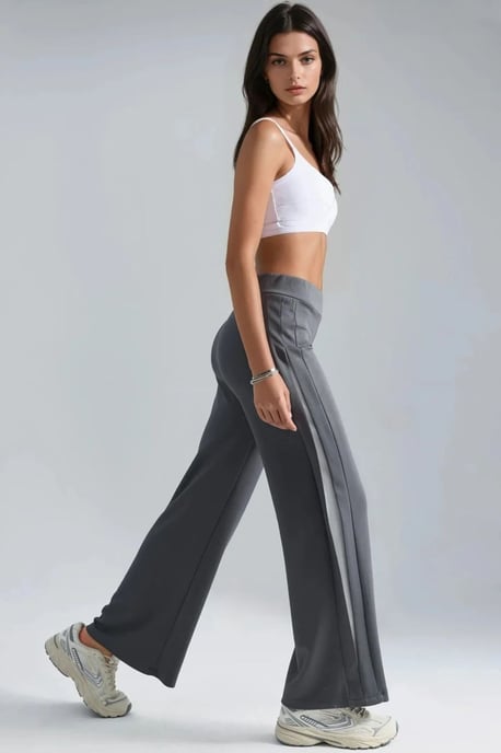 Lady Berşan Pantalón de chándal para mujer - Image 4