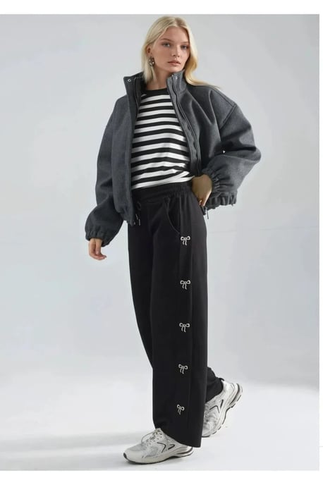 Pantalón de chándal de mujer - Image 1