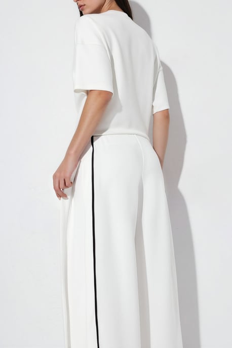 Pantalones de pierna ancha con detalle de ribete en contraste y tacto modal - Image 4