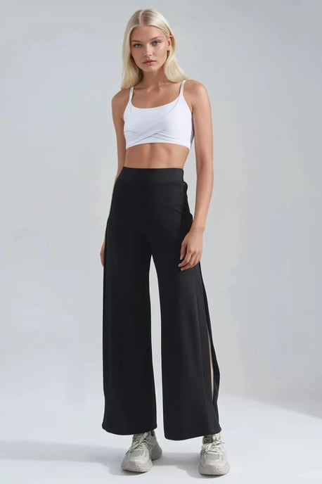 Lady Berşan Pantalón de chándal para mujer - Image 4