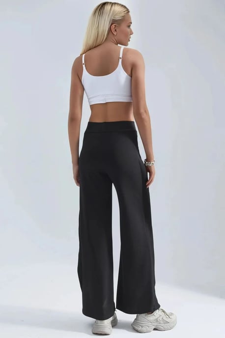 Lady Berşan Pantalón de chándal para mujer - Image 6