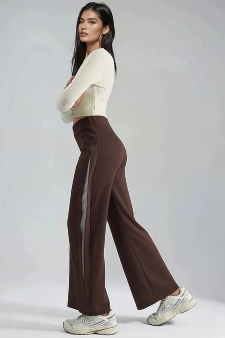 Pantalón de chándal para mujer - Image 3