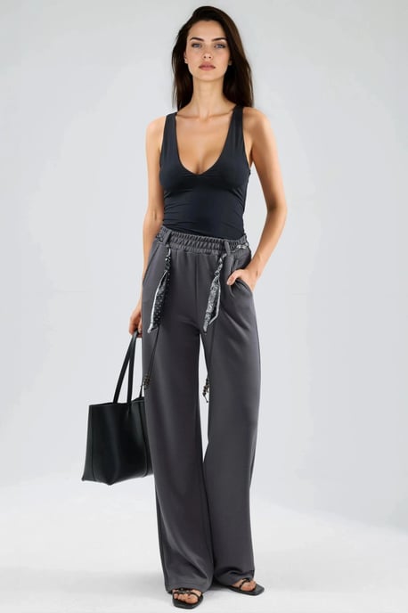 Pantalón de chándal recto para mujer - Image 6