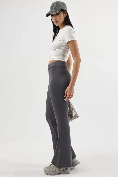 Pantalones de chándal para mujer - Image 2