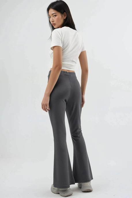 Pantalones de chándal para mujer - Image 3