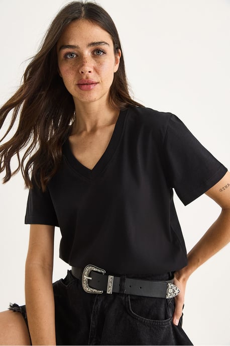 Camiseta de algodón peinado con cuello de pico Comfort Fit - Image 4