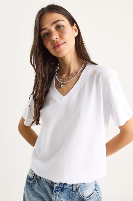 Camiseta de algodón peinado con cuello de pico y corte Comfort Fit - Image 6