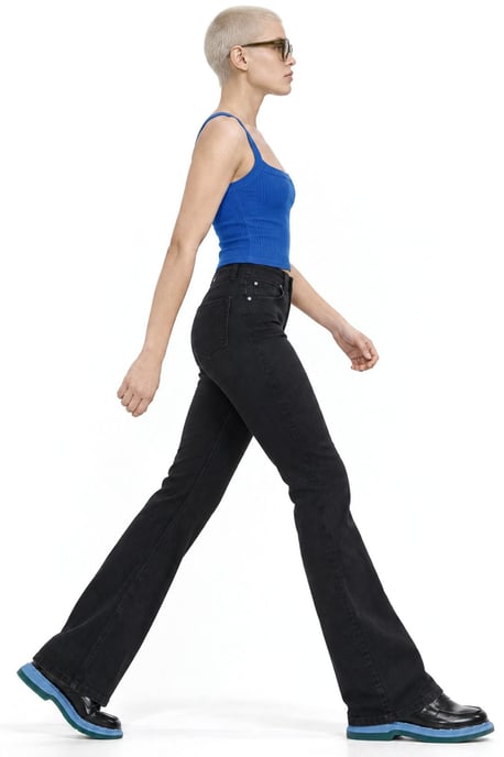 Pantalón recto de mujer - Image 2