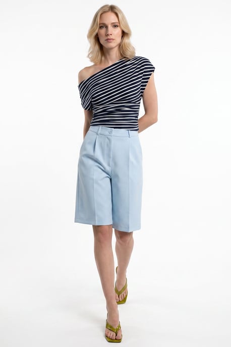 Pantalón corto sastre de tiro alto y pierna ancha - Image 4
