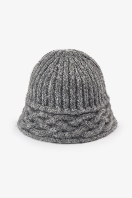Mazime Gorro - Image 1