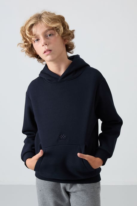 Sudadera juvenil con capucha y bolsillo - Image 4