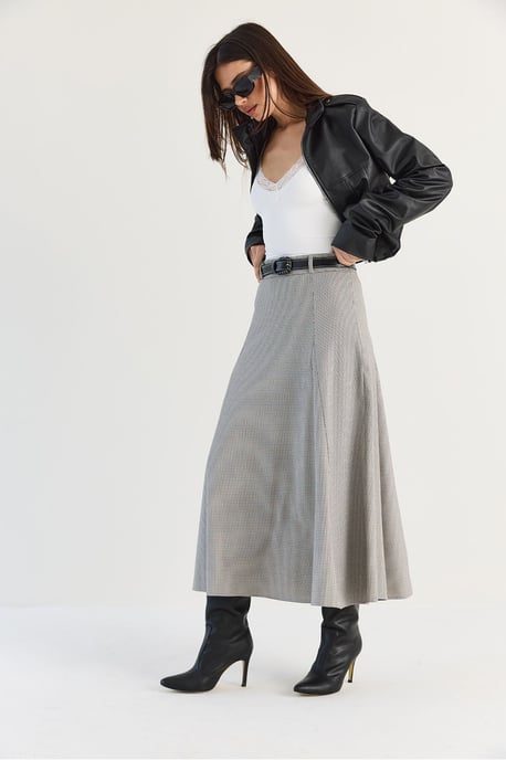 Falda midi de mujer - Image 4