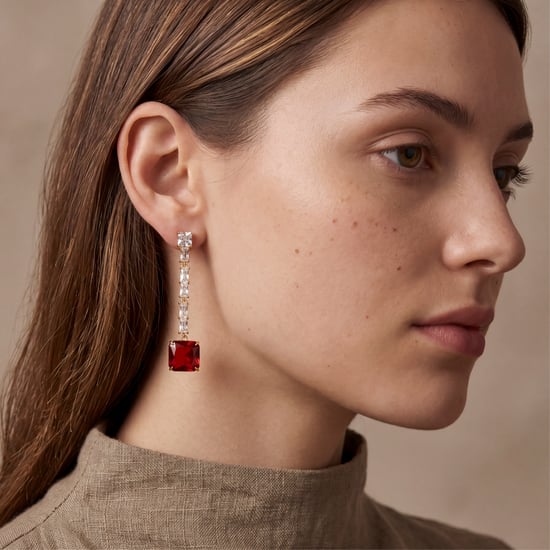 Pendientes Luxenter con Circonita Rubí acabado oro 18k - Waraim - Image 2