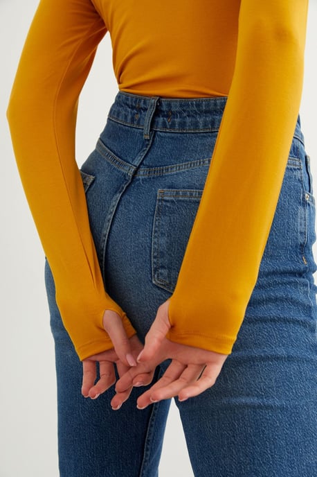 Bipantolon Body de mujer ajustado con cuello alto medio - Image 3