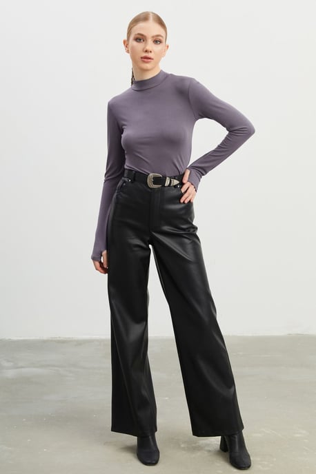 Bipantolon Body de mujer de corte ajustado con cuello semialto - Image 5
