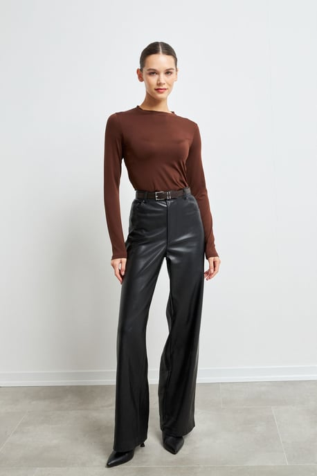 Bipantolon Blusa de mujer de corte slim con cuello redondo - Image 4