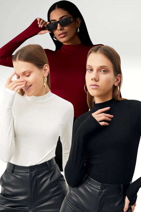 Bipantolon Pack de 3 bodies de mujer de corte slim con cuello vuelto bajo - Image 1