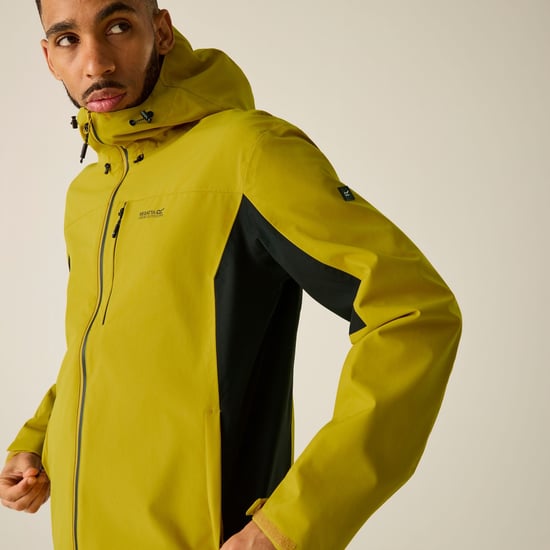 Regatta Chaqueta impermeable para hombre Birchdale II (Mustard Seed/Black) - Image 4