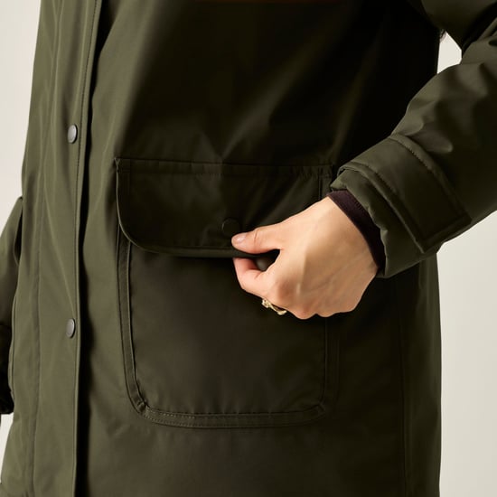 Regatta Chaqueta impermeable acolchada para mujer Orla Kiely (Brown Shadow/Eccentric Purple) - Image 6