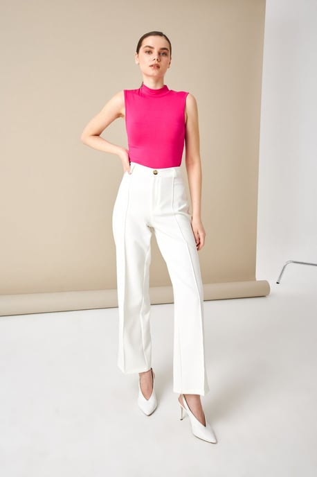 Bipantolon Blusa de mujer sin mangas con medio cuello vuelto - Image 3