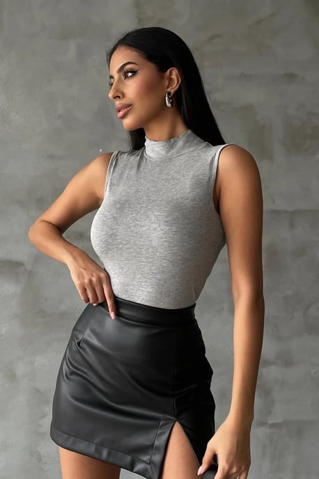 Bipantolon Blusa de mujer sin mangas con medio cuello vuelto - Image 5