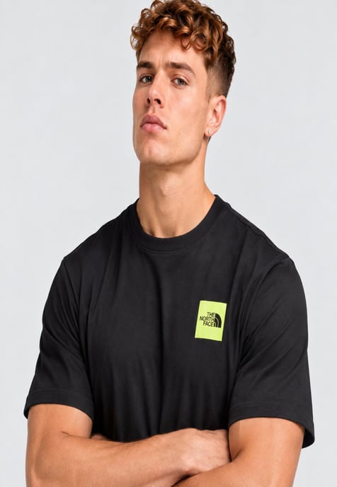 The North Face Camiseta de hombre Multi Location Globe Negra - Image 3