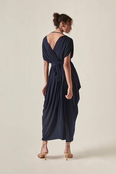 Vestido midi drapeado con espalda descubierta – Azul marino - Image 2