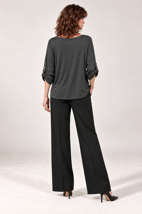 Blusa de satén con cuello de pico Gris carbón - Image 2