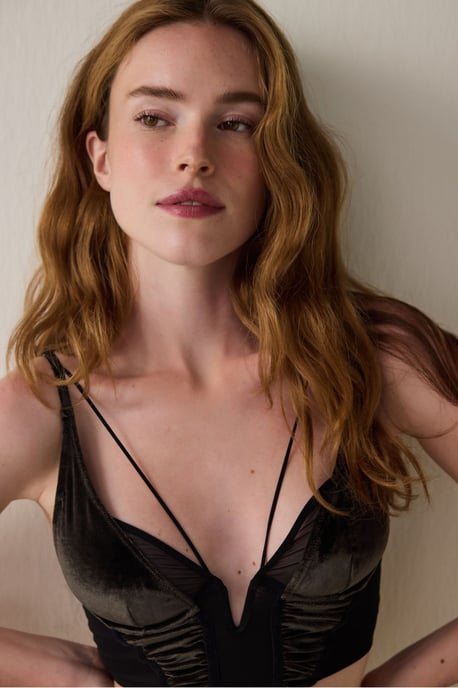 Bralette corto de tul bordado sin relleno - Image 5