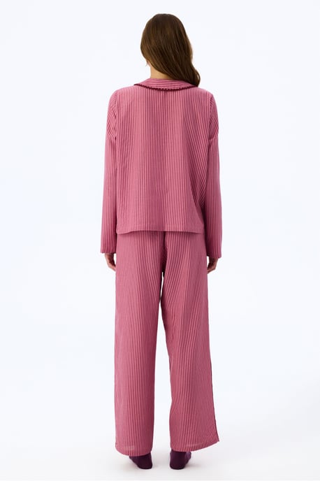 Conjunto de pijama Rosy con camisa de manga larga y pantalón - Image 2