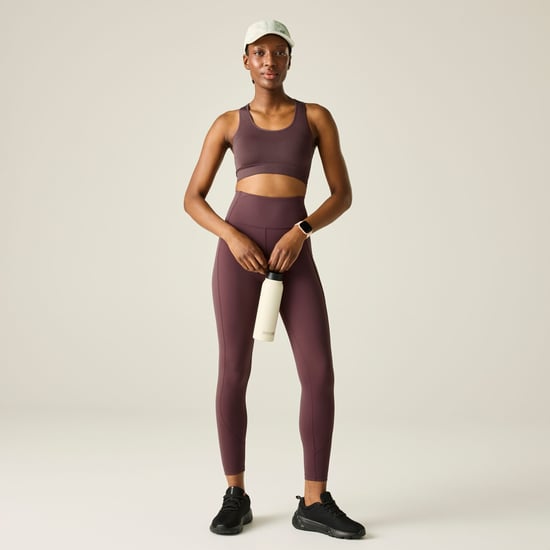 Dare 2B Sujetador deportivo de mujer Dont Sweat It II (Huckleberry) - Image 4