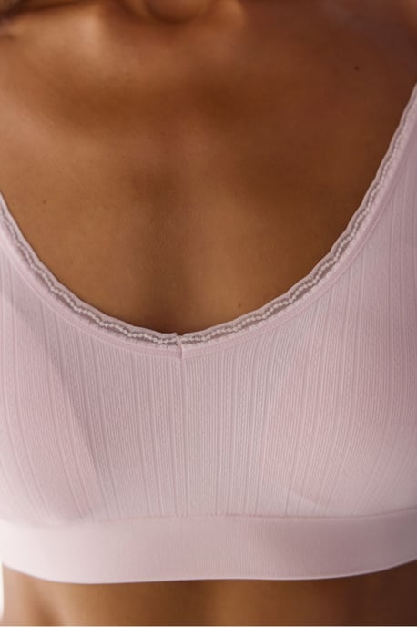 Bralette sin costuras con patrón de encaje y copas extraíbles - Image 4