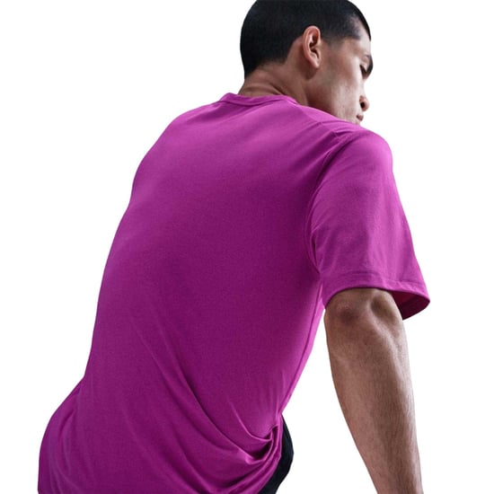 Nike Camiseta de manga corta Hyverse Swoosh para hombre (Vivid Viola Purple) - Image 3