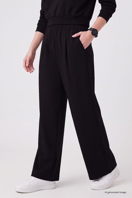 Conjunto deportivo - Image 3