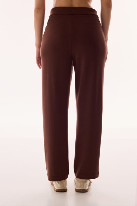Pantalón de punto oversize de tiro medio y pierna recta - Image 3