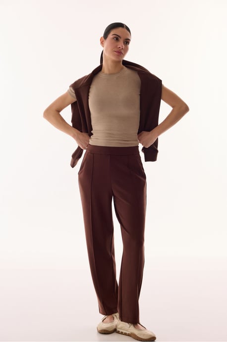 Pantalón de punto oversize de tiro medio y pierna recta - Image 5